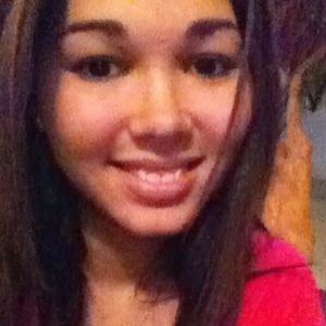 Meet your Posher, Marissa